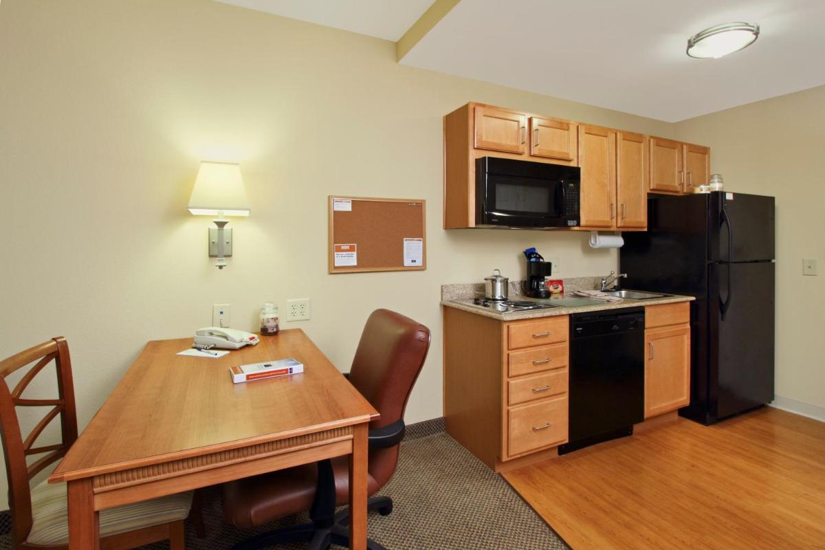 Photo - Candlewood Suites Norfolk Airport, an IHG Hotel