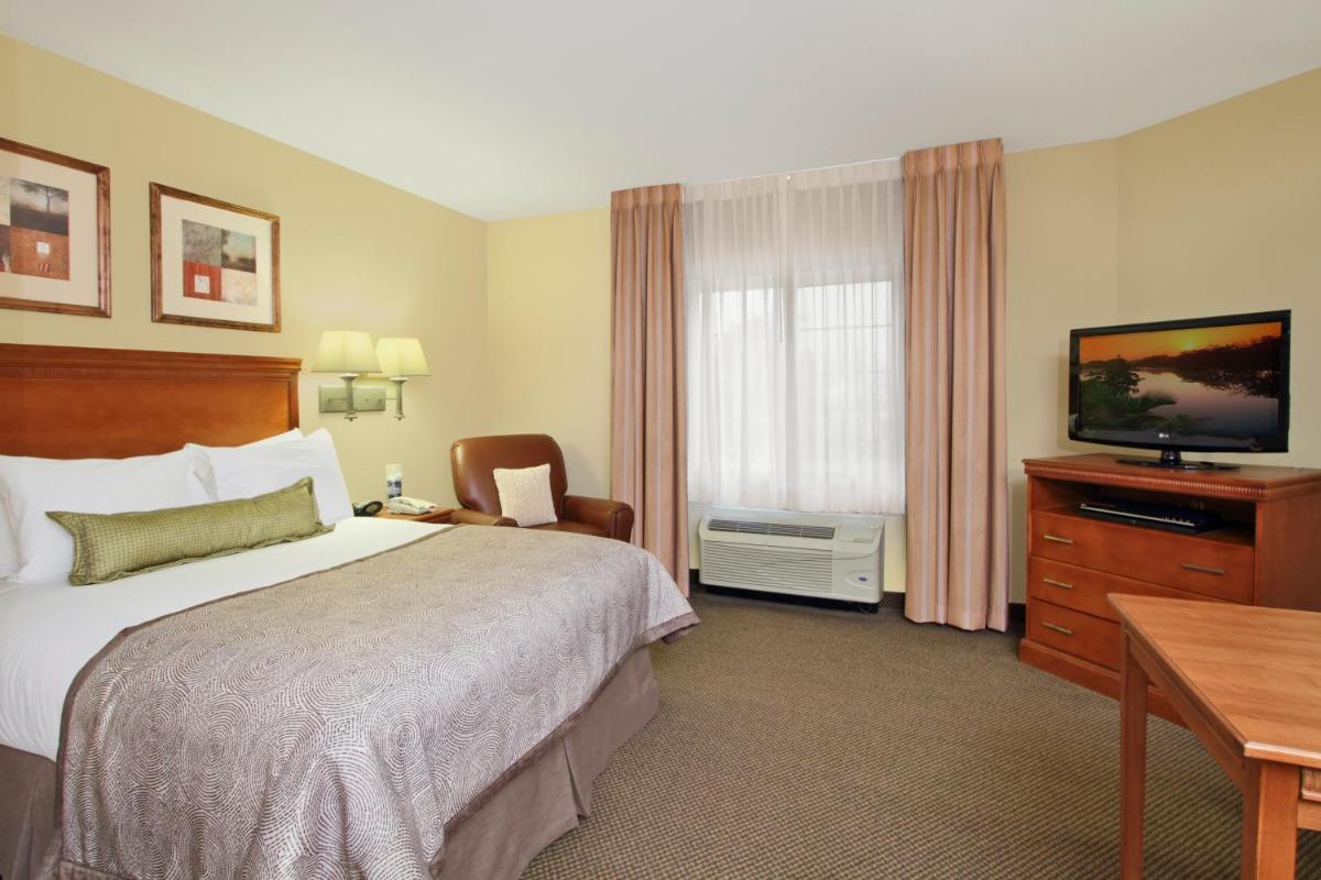 Photo - Candlewood Suites Norfolk Airport, an IHG Hotel