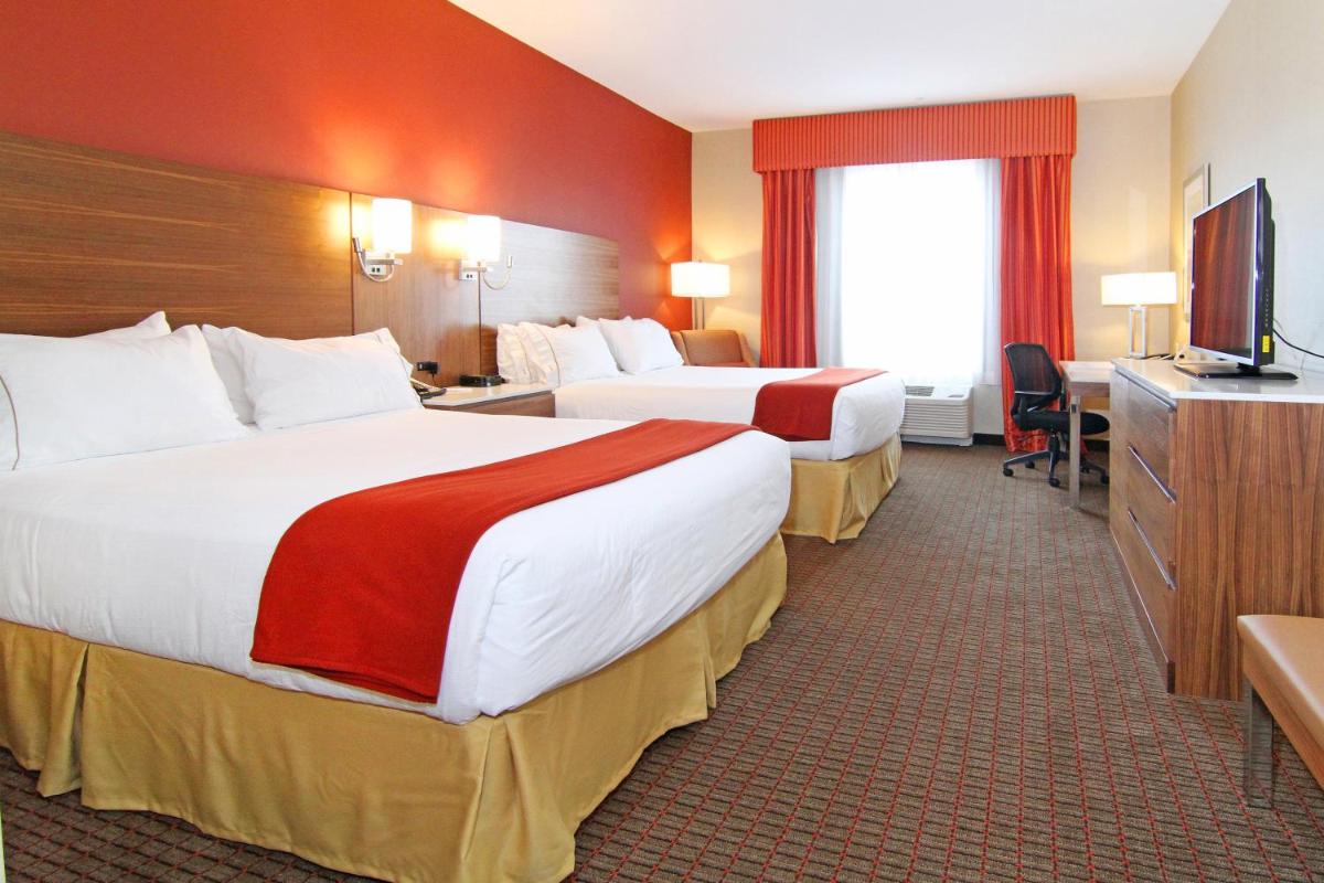 Photo - Holiday Inn Express and Suites Calgary University, an IHG Hotel