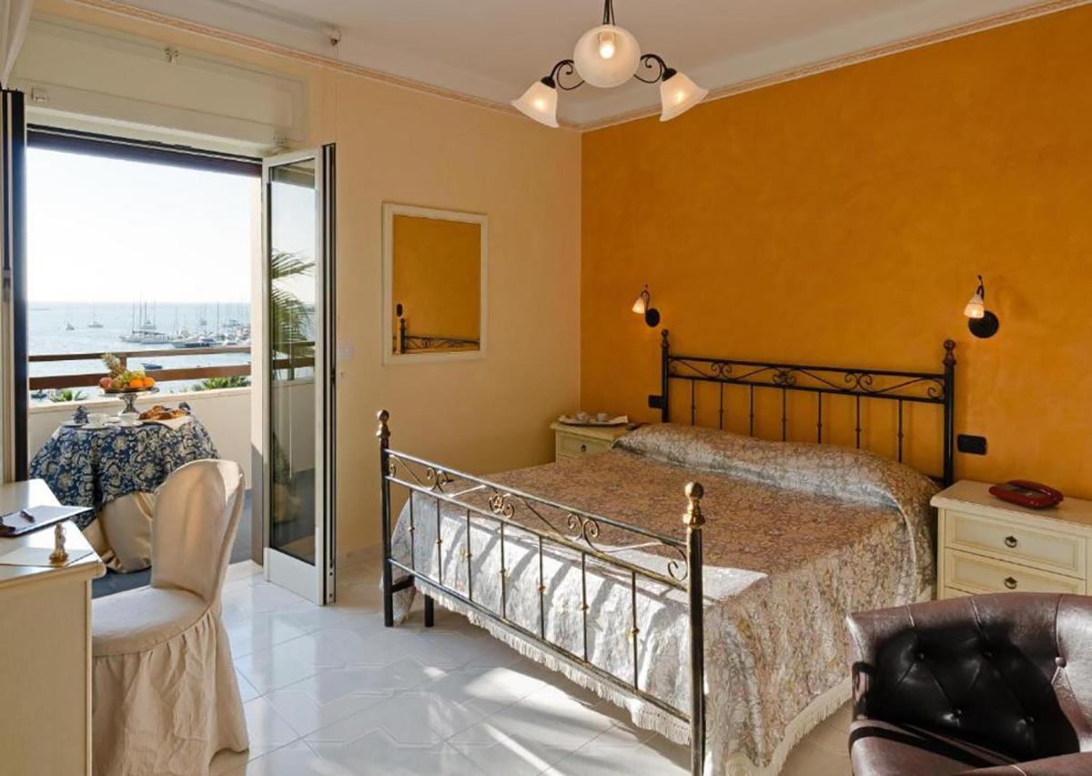 Photo - Hotel Mediterraneo