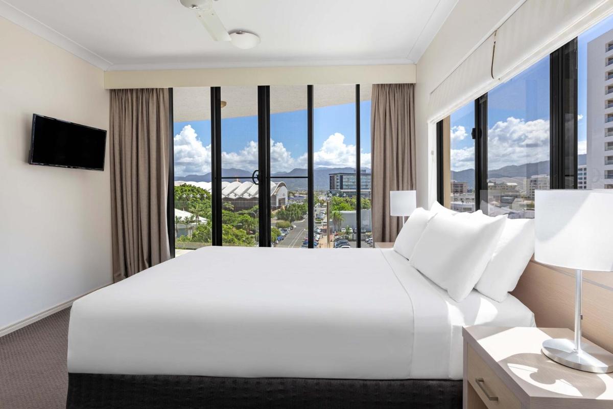 Photo - Piermonde Apartments Cairns