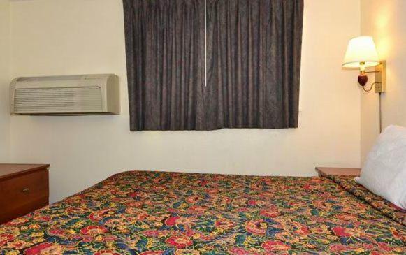 Photo - Days Inn by Wyndham Ontario Airport