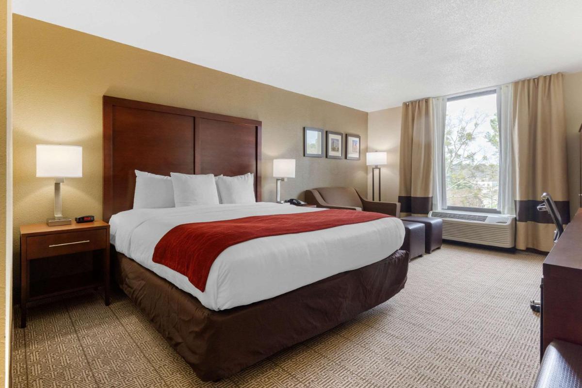 Photo - Comfort Inn & Suites Durham near Duke University