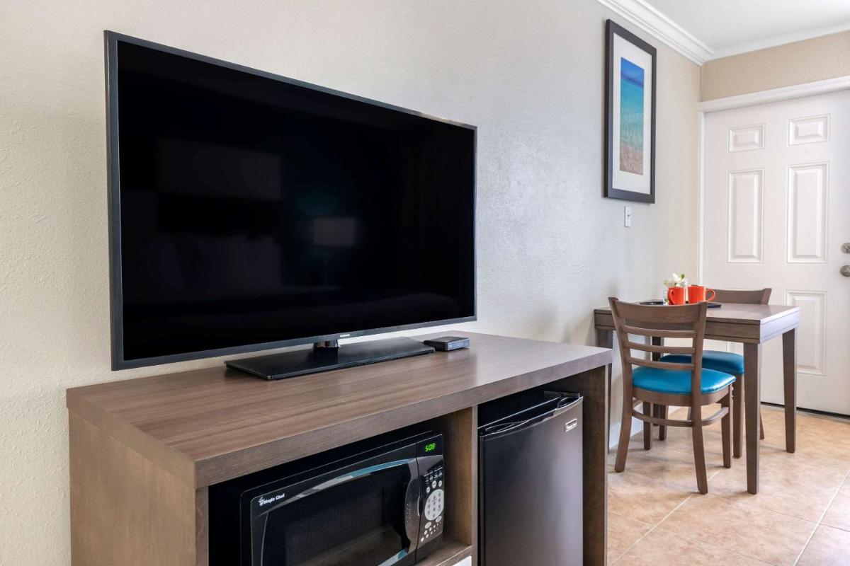 Photo - Comfort Inn & Suites Daytona Beach Oceanfront