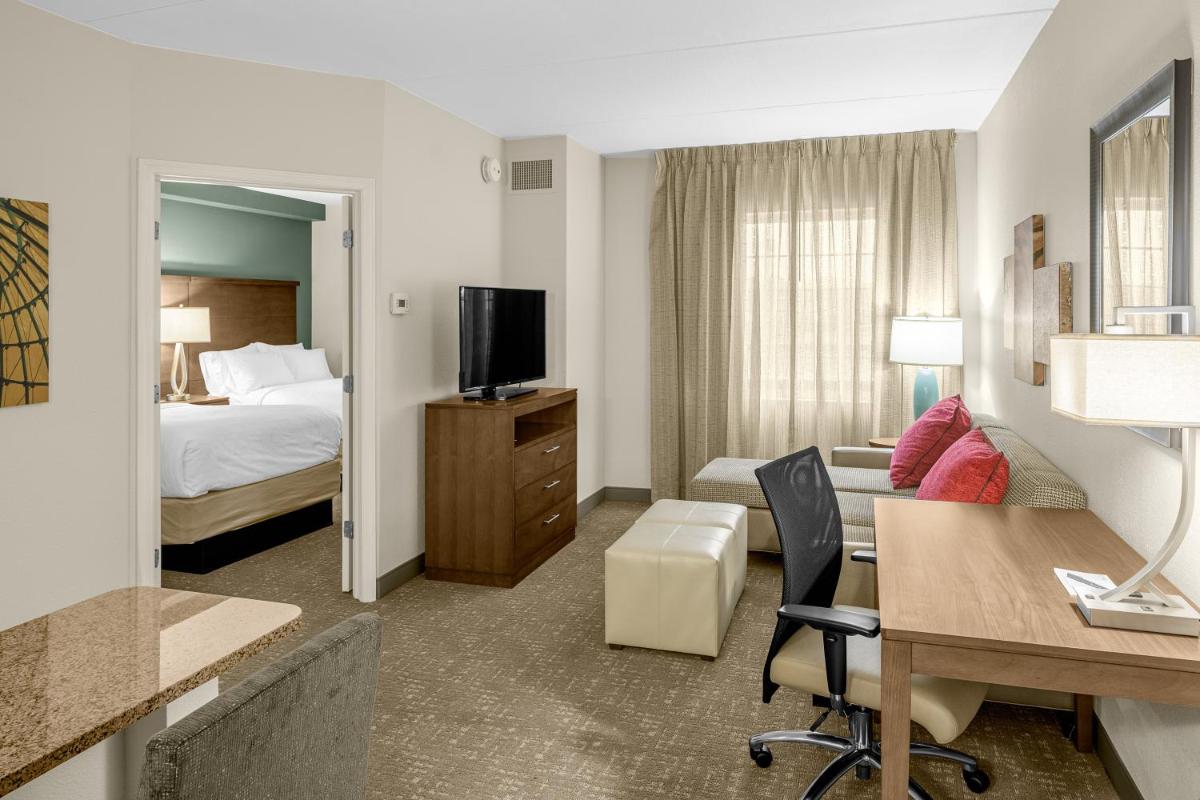 Photo - Staybridge Suites Chattanooga-Hamilton Place, an IHG Hotel