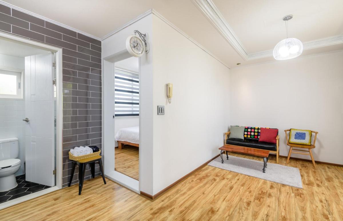 Foto - Harry and Sodam Pension