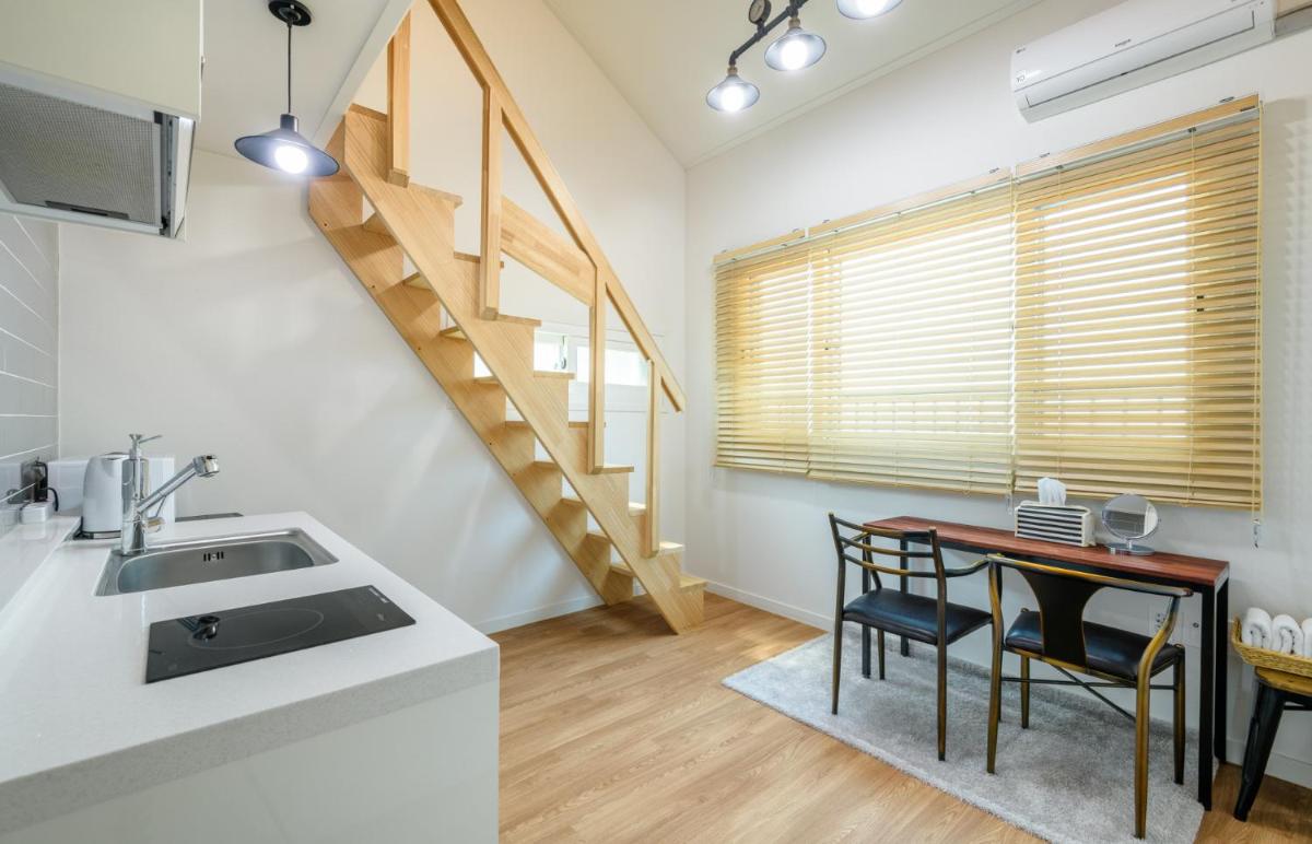 Foto - Harry and Sodam Pension