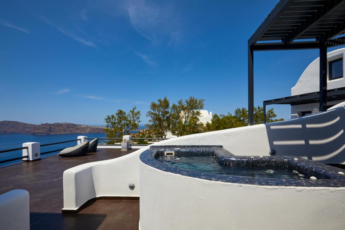 Photo - Oia Suites