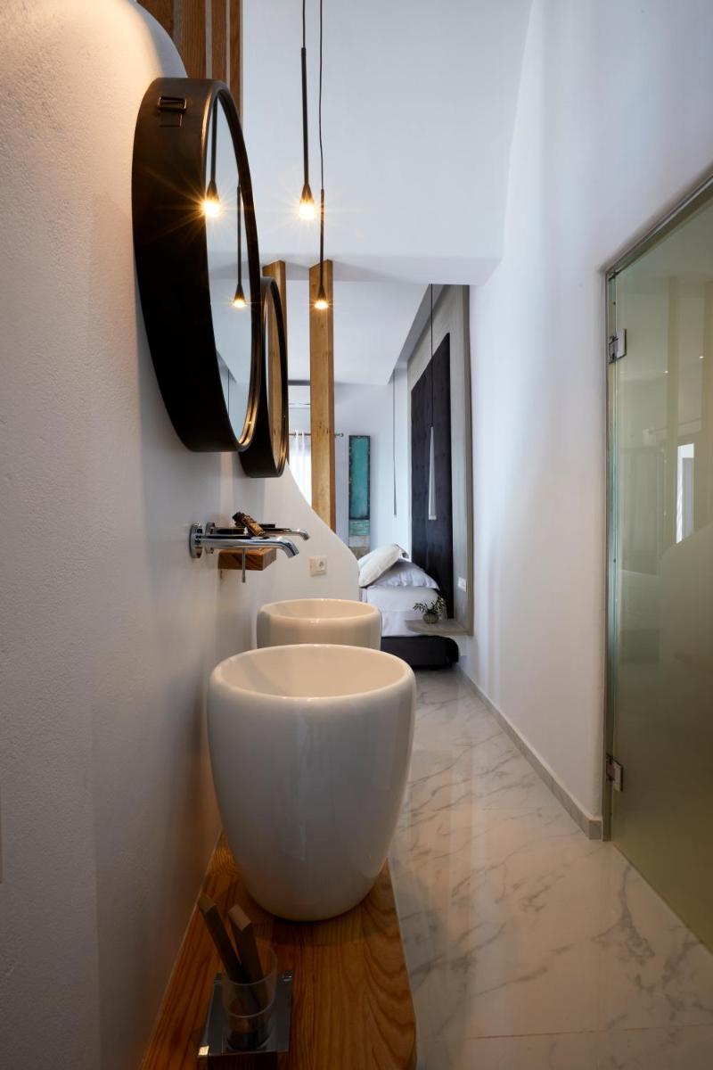 Photo - Oia Suites