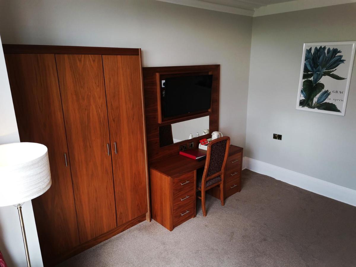 Photo - The Red Lea Hotel