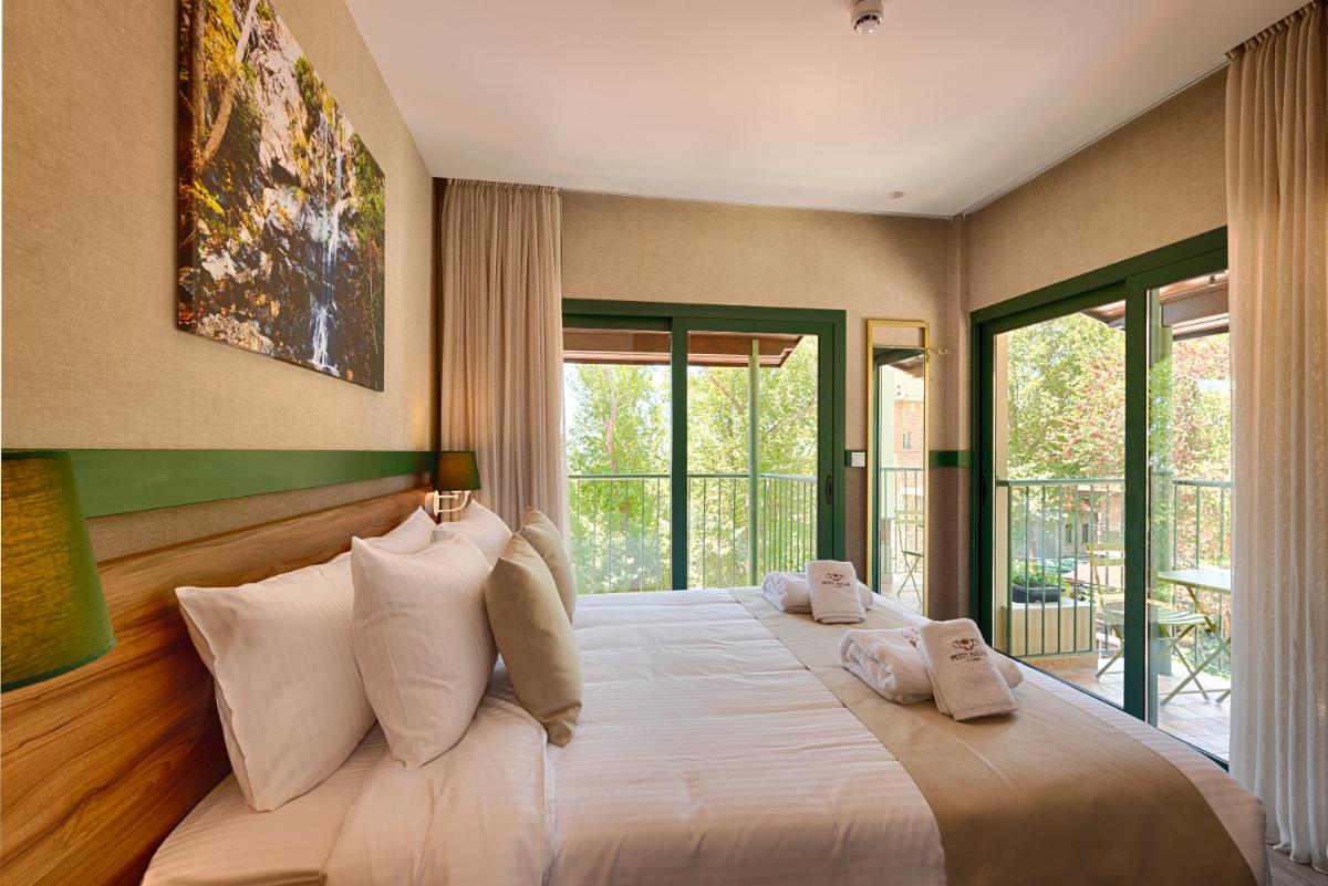 Photo - Petit Palais Platres Boutique Hotel