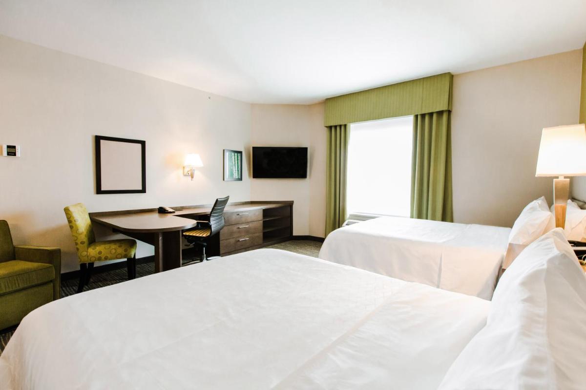 Photo - Candlewood Suites West Edmonton - Mall Area, an IHG Hotel