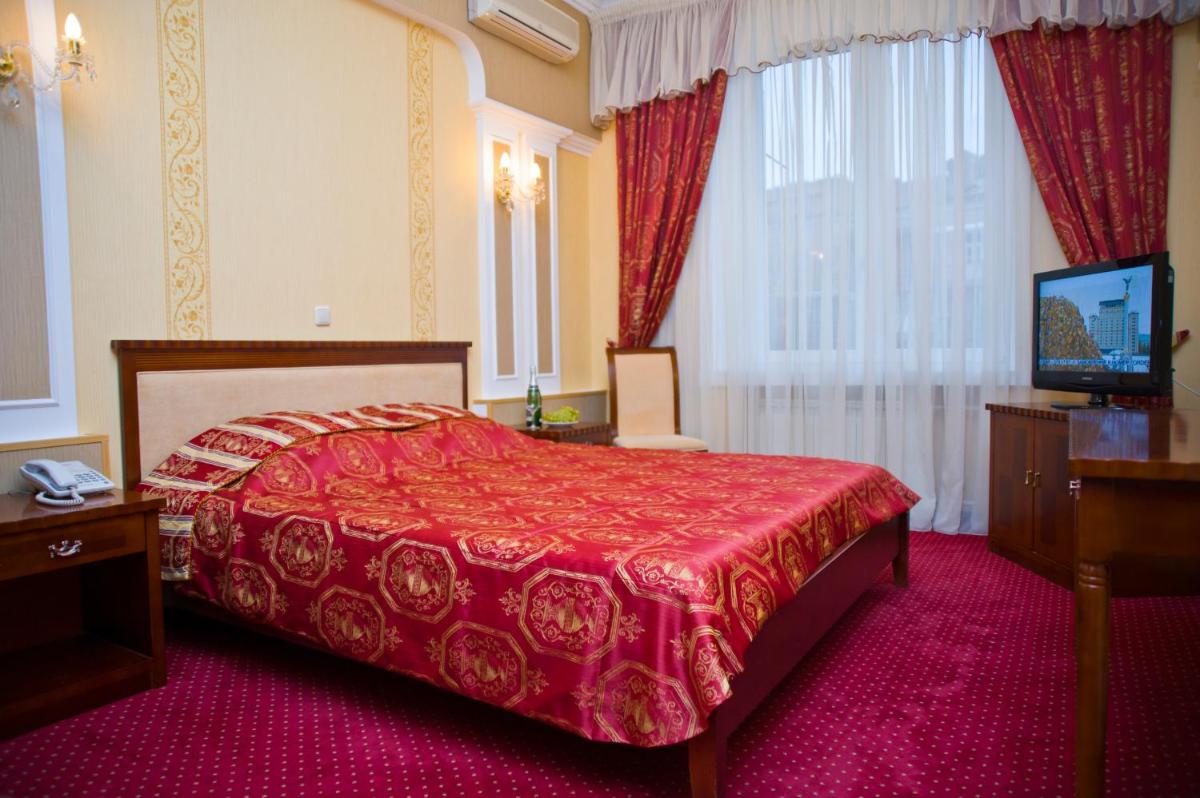 Photo - Ukraine Hotel