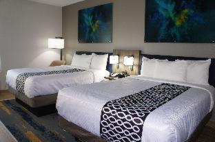 Photo - La Quinta Inn & Suites by Wyndham Galveston West Seawall