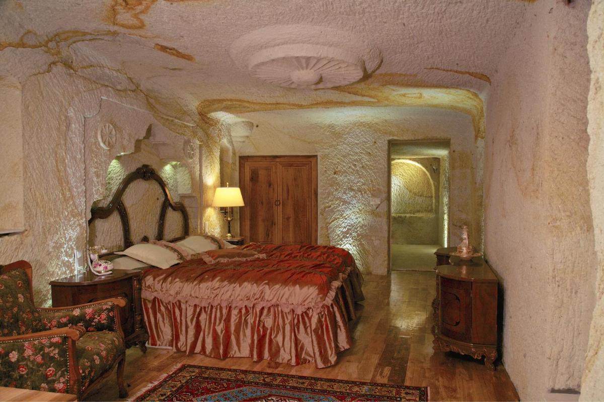 Photo - Golden Cave Suites