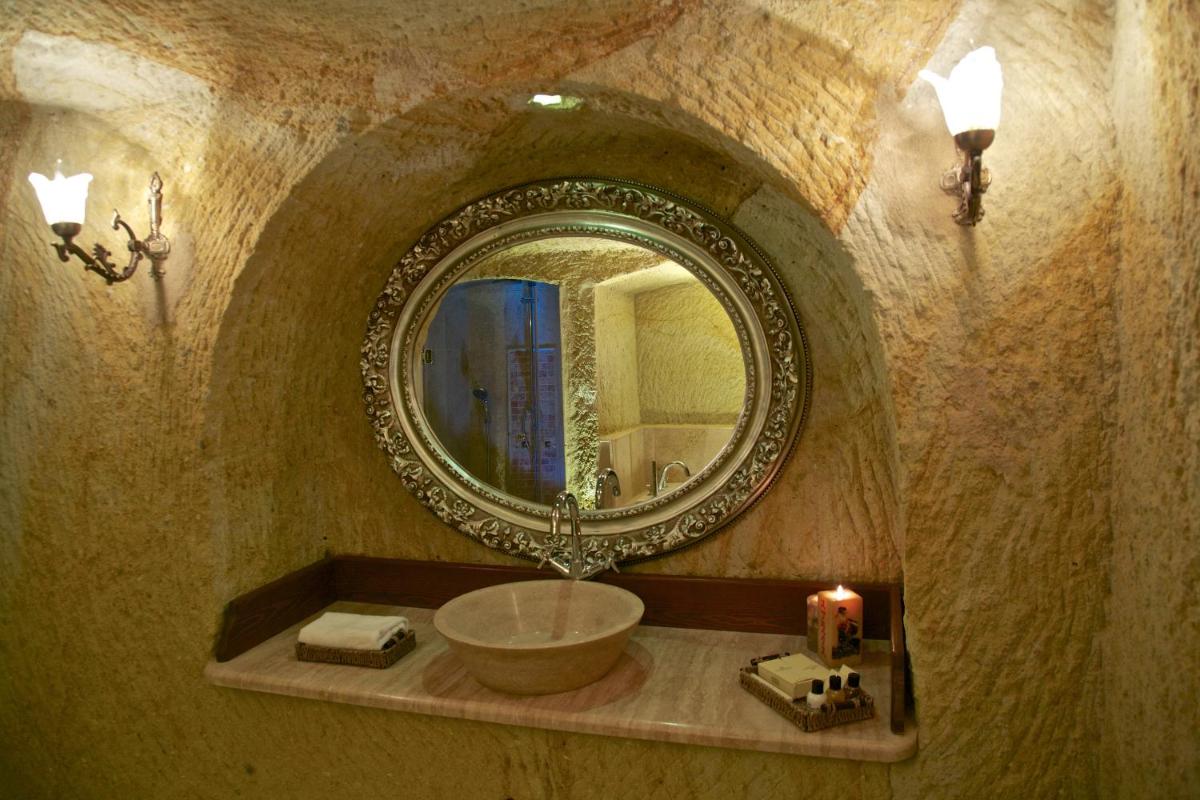 Photo - Golden Cave Suites