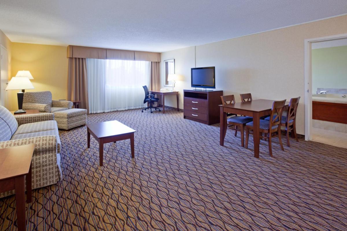 Foto - Holiday Inn Bloomington Airport, an IHG Hotel