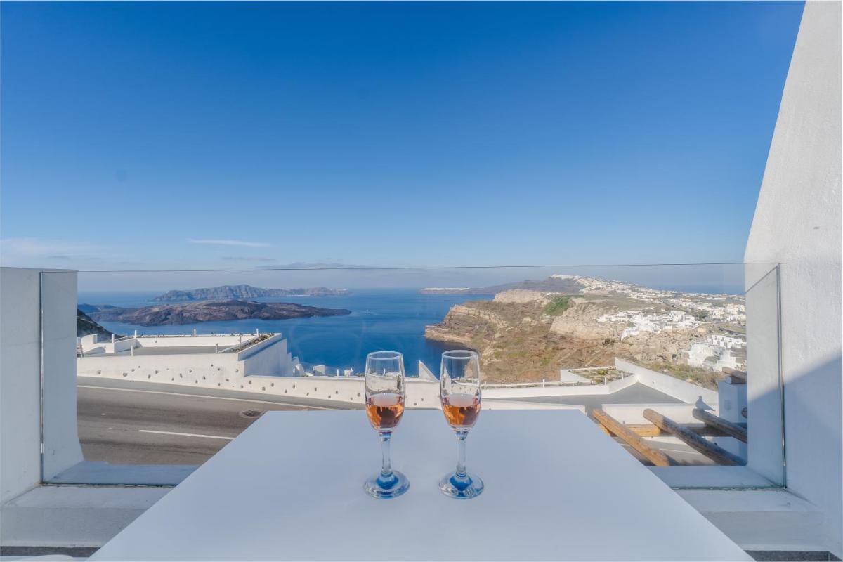 Photo - Symphony Suites Santorini