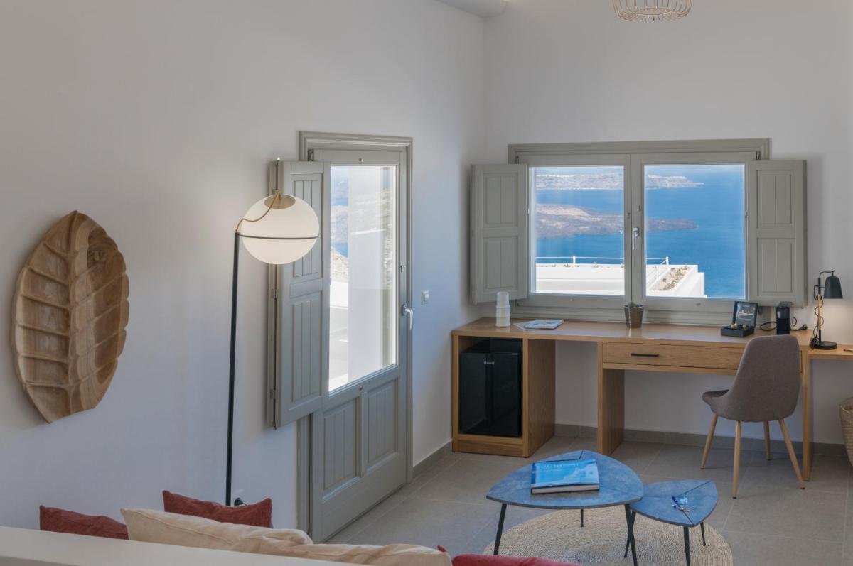 Photo - Symphony Suites Santorini