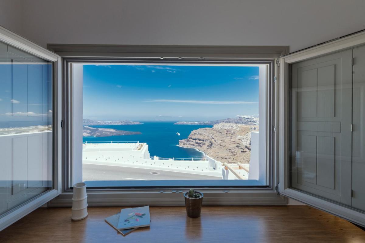 Photo - Symphony Suites Santorini