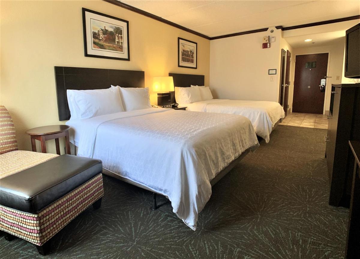Foto - Holiday Inn Express Hotel & Suites Charleston-Ashley Phosphate, an IHG Hotel