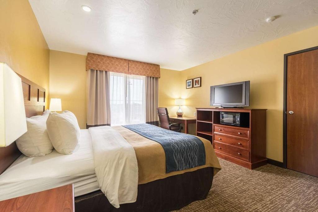 Photo - Comfort Inn and Suites Cedar City