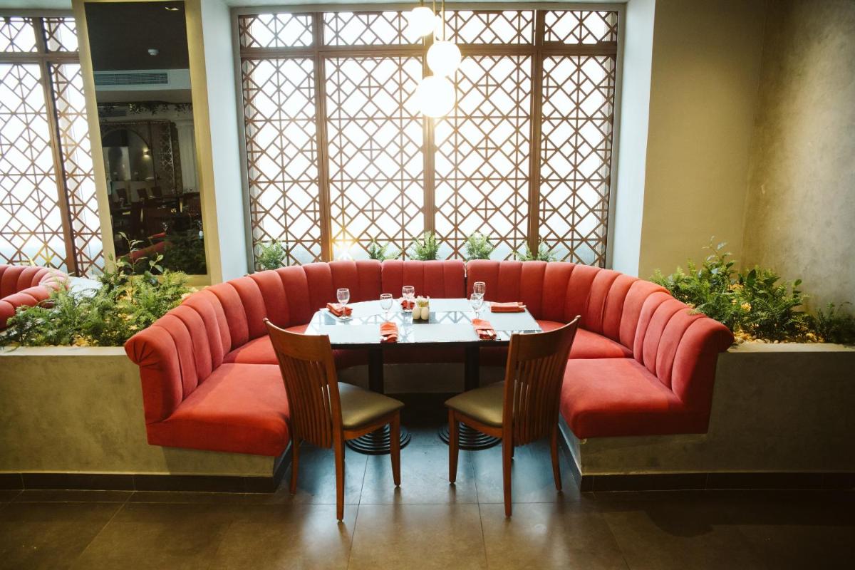 Pyramisa Suites Hotel Cairo photo 8