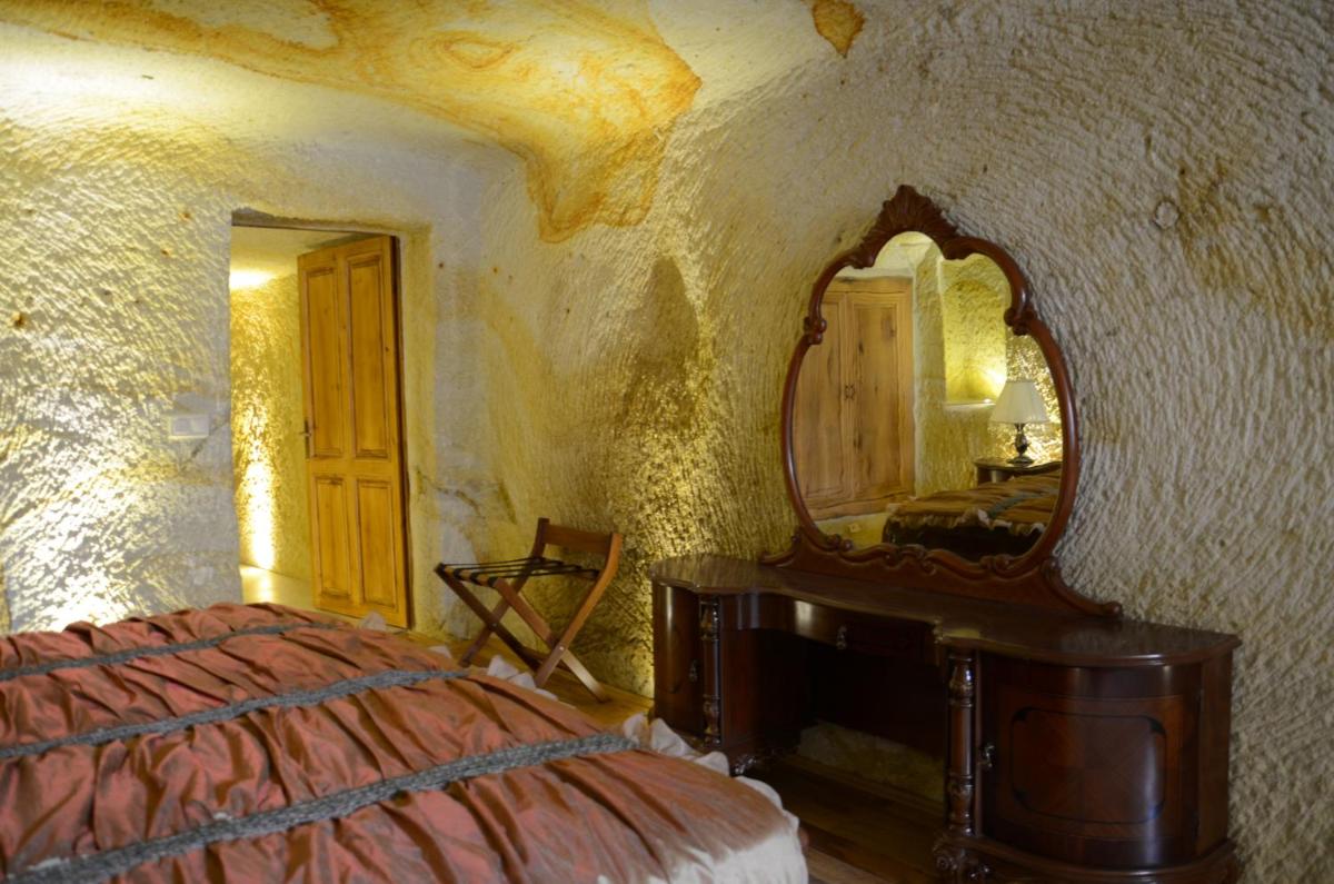 Foto - Golden Cave Suites