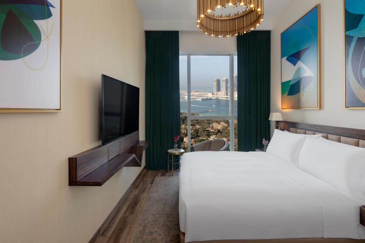 Photo - Avani Plus Palm View Dubai Hotel & Suites