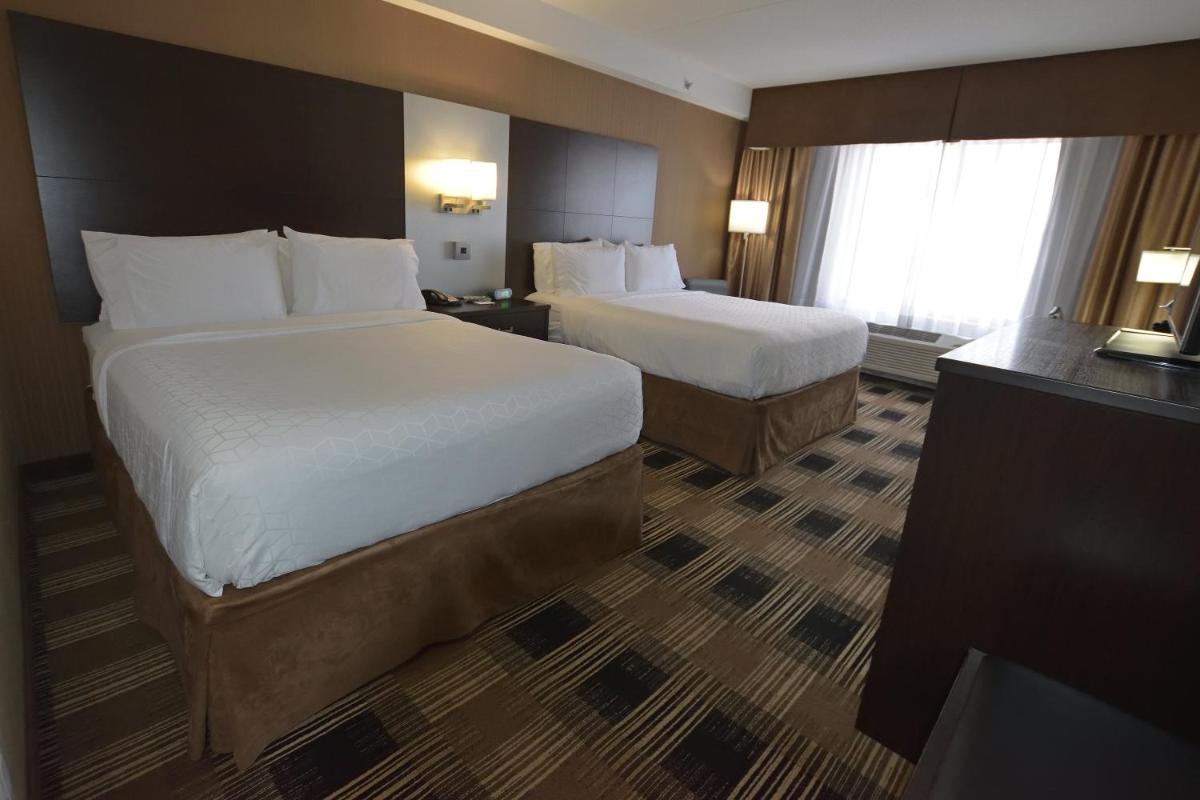 Photo - Holiday Inn Express & Suites Ottawa East-Orleans, an IHG Hotel