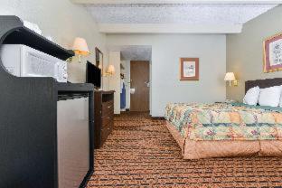 Photo - Americas Best Value Inn Sarasota