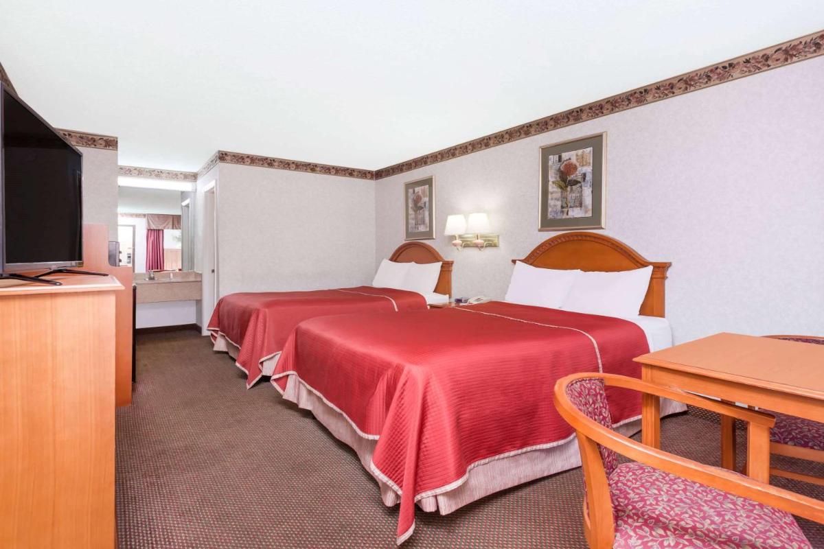 Photo - Travelodge by Wyndham Chattanooga/Hamilton Place