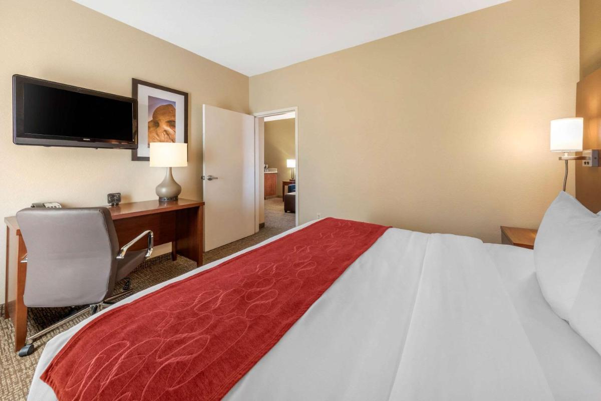 Photo - Comfort Suites Barstow near I-15