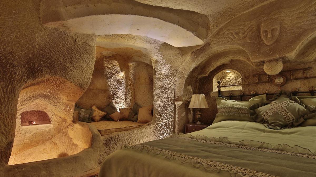 Photo - Golden Cave Suites