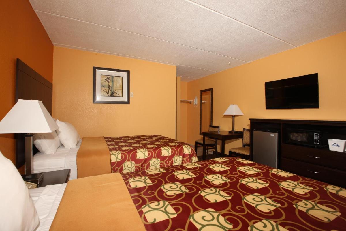 Photo - Budgetel Inn Glens Falls-Lake George-Saratoga