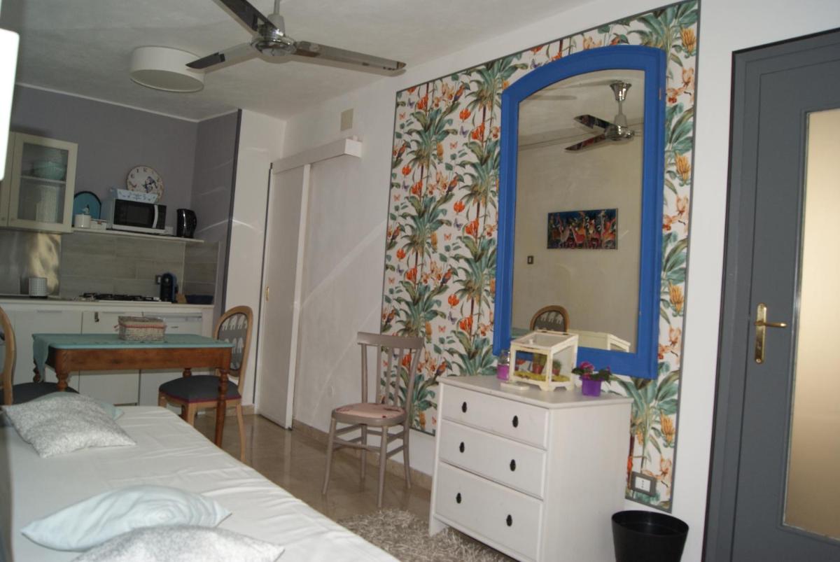 Photo - BeeClaire Guest House