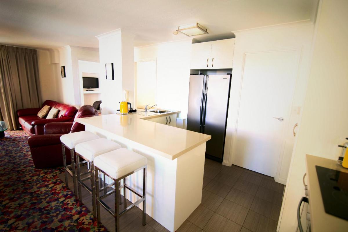 Photo - Grosvenor Beachfront Apartments Surfers Paradise