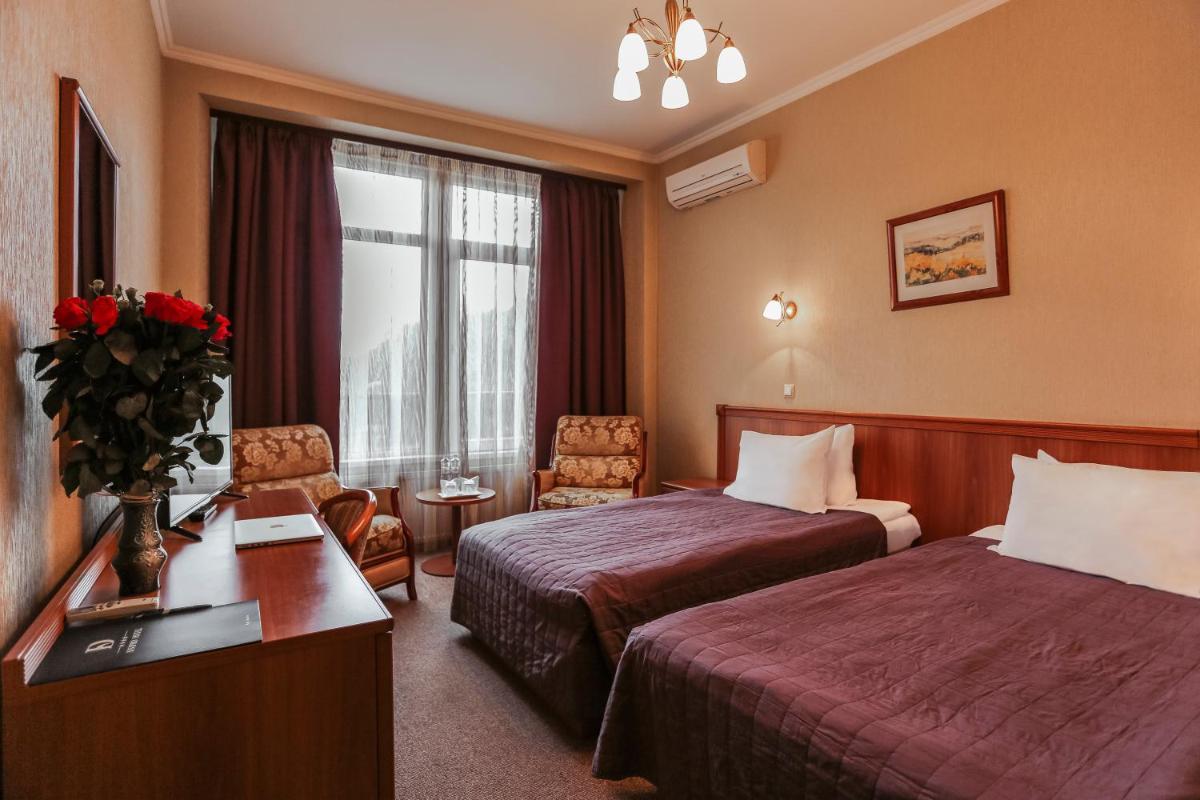 Photo - Dnipro Hotel