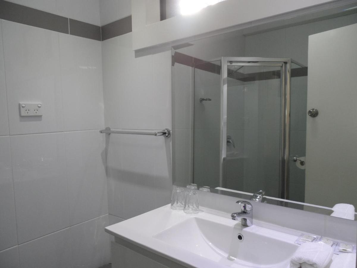 Foto - Liberty Plains Motor Inn