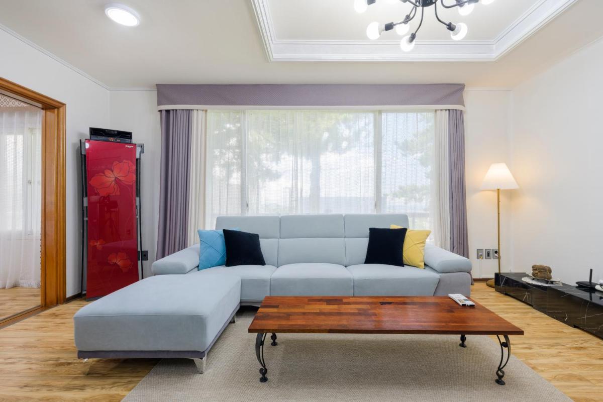 Foto - Harry and Sodam Pension