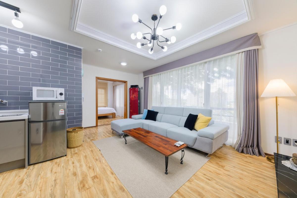 Foto - Harry and Sodam Pension