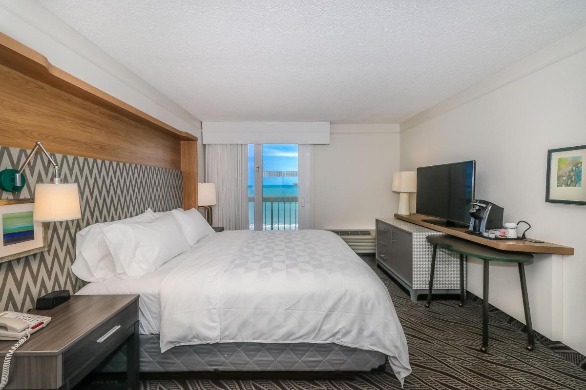 Photo - Holiday Inn Resort Oceanfront at Surfside Beach, an IHG Hotel