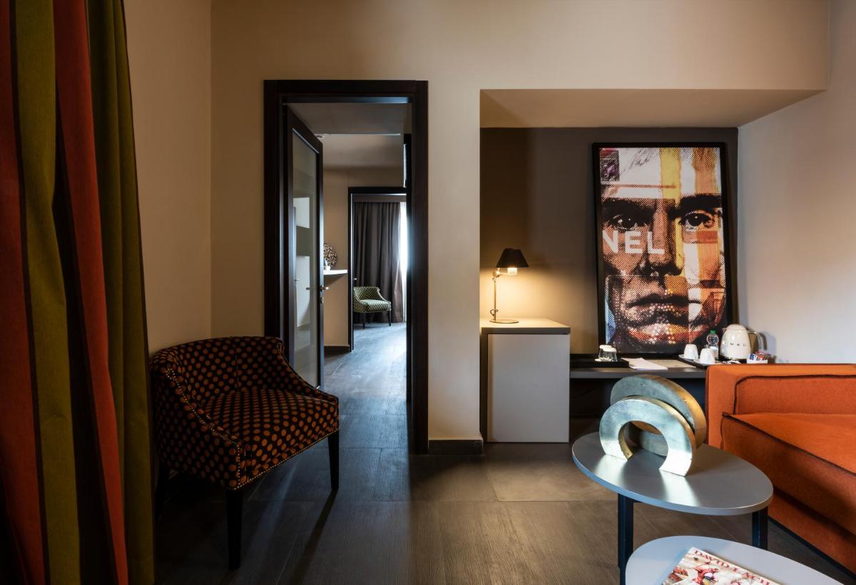 Photo - Fifty House Cellini