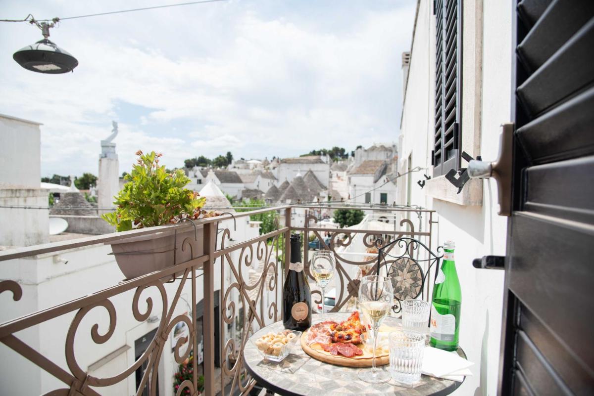 Photo - Perlage Suite Luxury B&B - Amazing view of Trulli