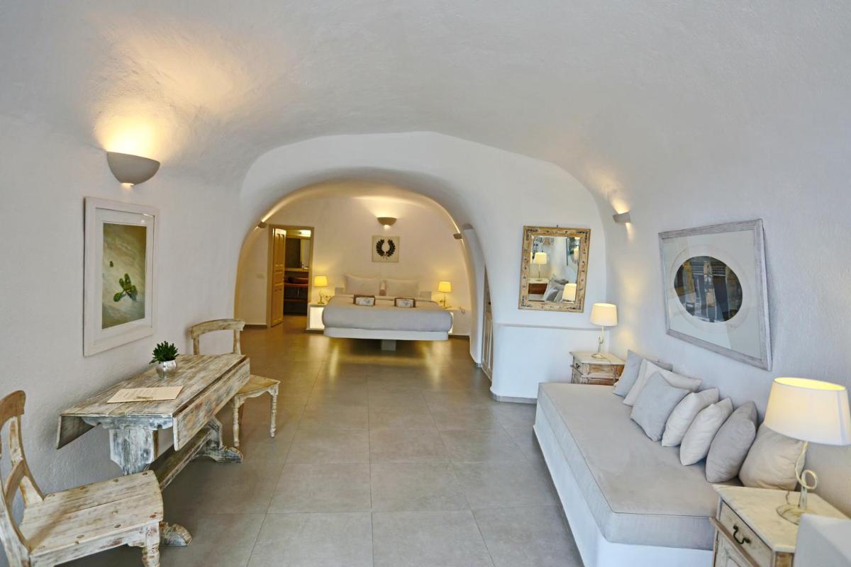 Photo - Oia Mare Villas