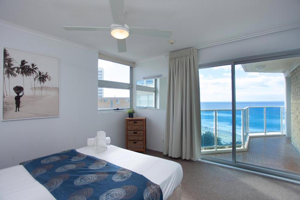 Photo - Grosvenor Beachfront Apartments Surfers Paradise