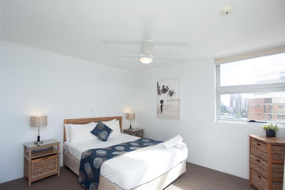 Photo - Grosvenor Beachfront Apartments Surfers Paradise