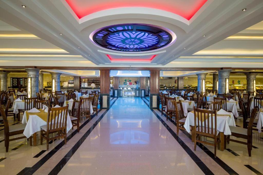 Photo - View aqua Resort &Aqua Park - Studios and suites inside mirage bay aqua Park