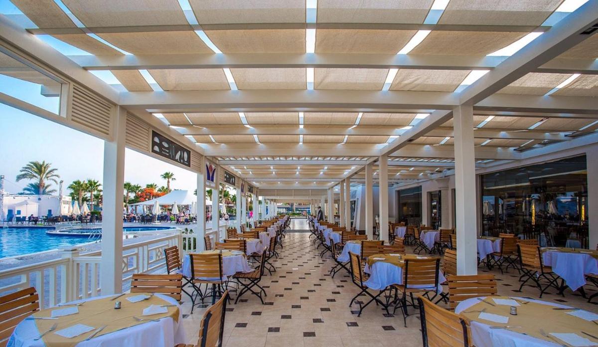 Photo - View aqua Resort &Aqua Park - Studios and suites inside mirage bay aqua Park