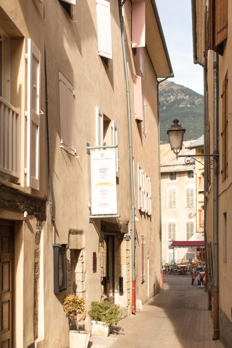 Foto - Logis - Hotel De La Mairie